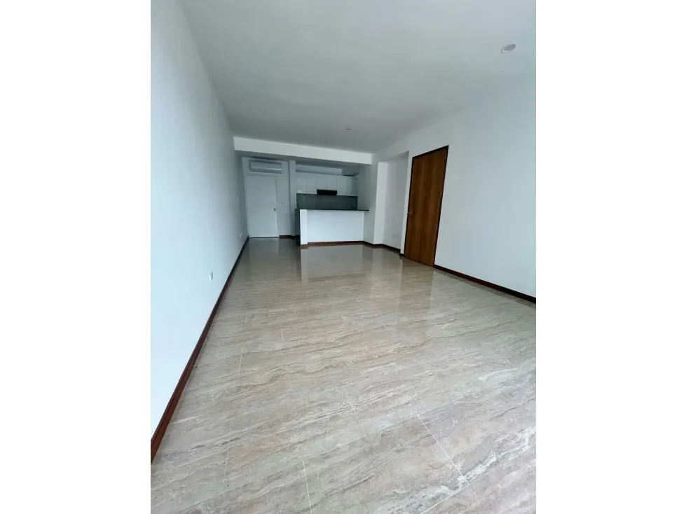 APARTAMENTO EN VENTA 133 M2-URB. LA LAGUNITA - 5