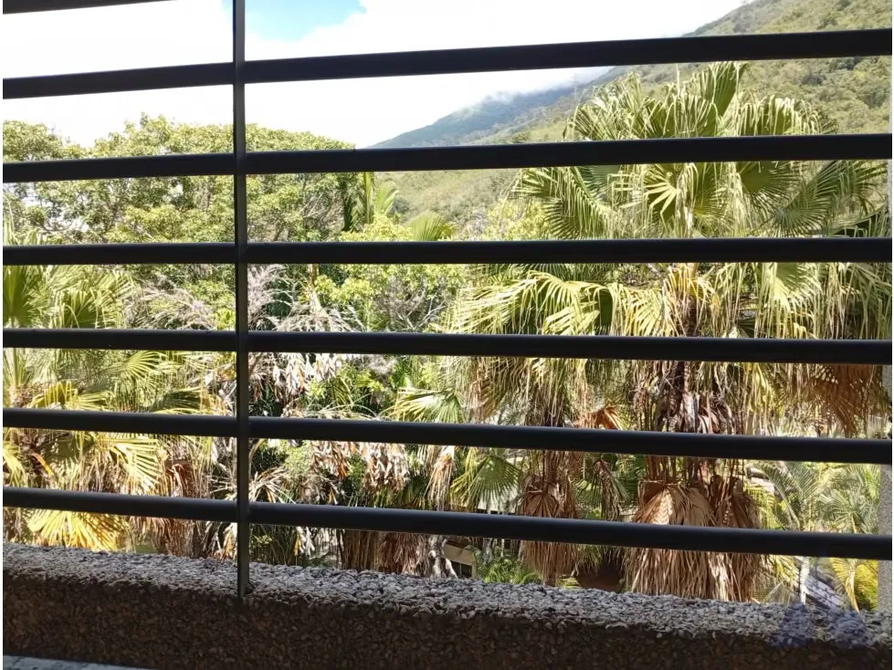 Alquilo fabuloso apartamento 411m2 5hab 6b 3p Los Chorros 9110 - 26