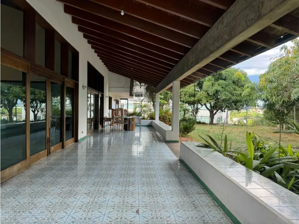 Se alquila casa 750m2 Santa Fe Sur 5301 - 9