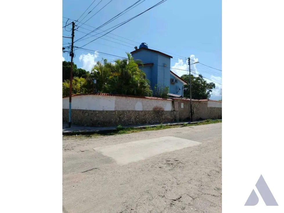 Se vende casa 492m2 Ocumare de la Costa 1702 - 2