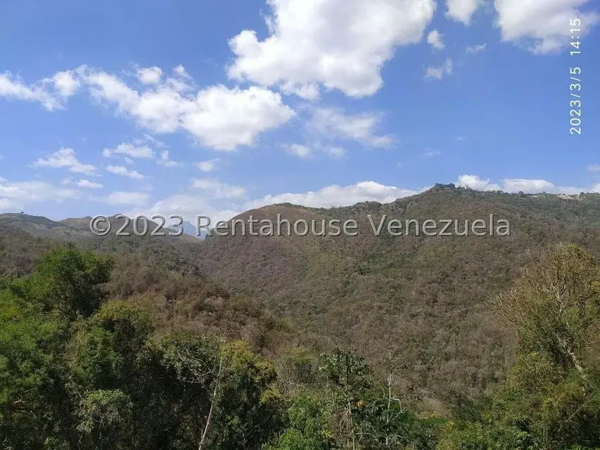 Terreno (Comercial) en Venta en Caicaguana, Distrito Metropolitano - 4