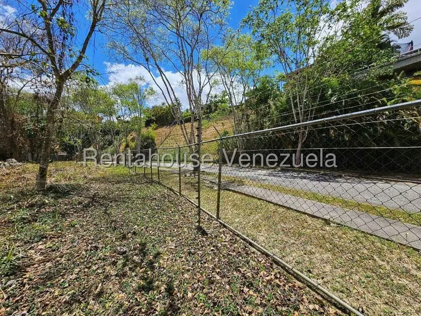 Terreno (Residencial) en Venta en La Lagunita Country Club, Distrito Metropolitano - 3