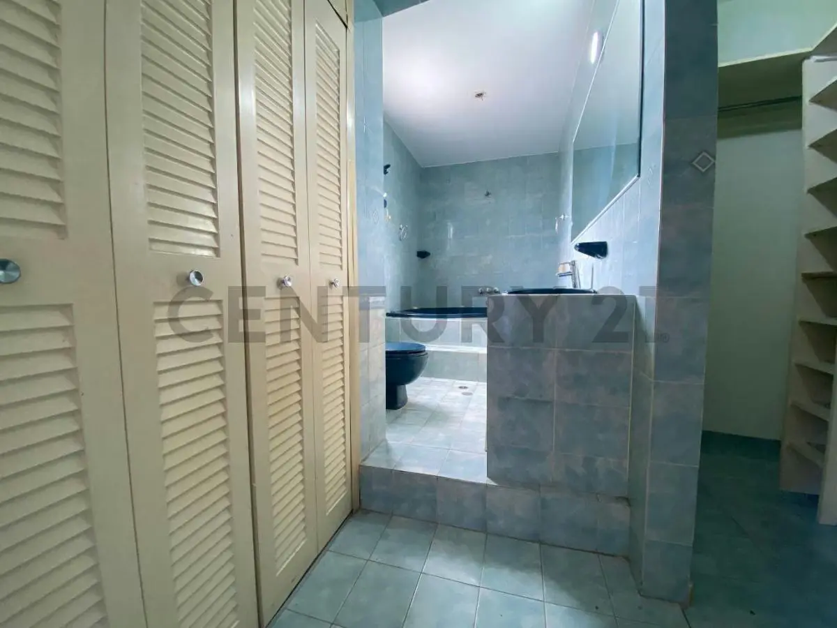 Amplio Apartamento en Alquiler en Colinas de Bello Monte Caracas - 8