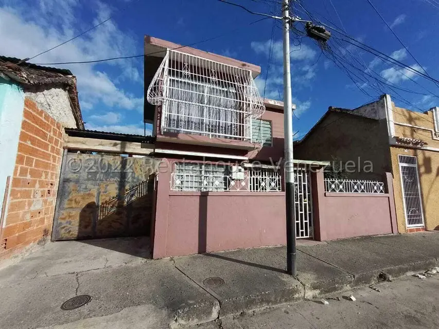 Casa (Multipes Niveles) en Venta en Centro, Aragua - 33