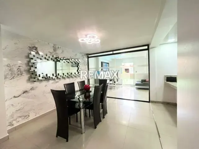 Vendo Quinta en Av Ribereña Cabudare Lara - 4