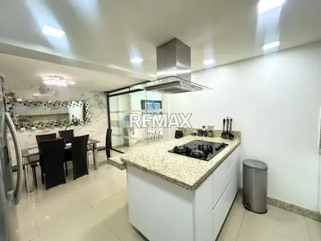 Vendo Quinta en Av Ribereña Cabudare Lara - 9