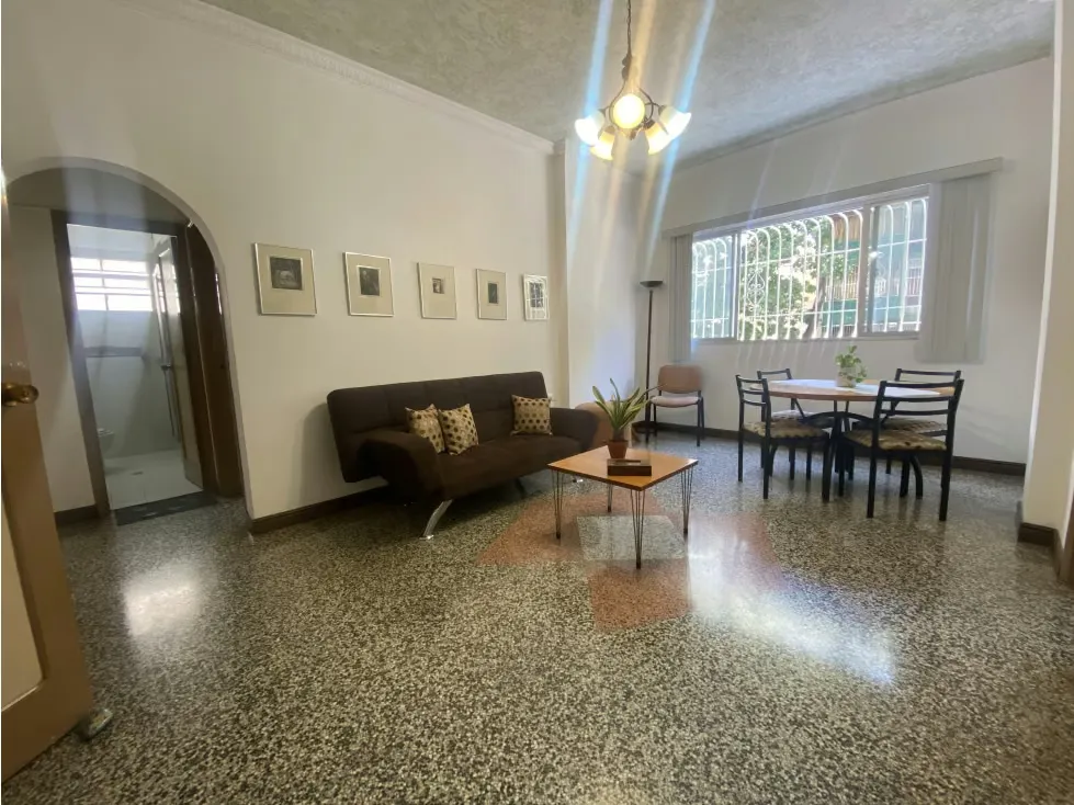 Apartamento en Venta Colinas de Bello Monte 71mts/3H/1B/1PE