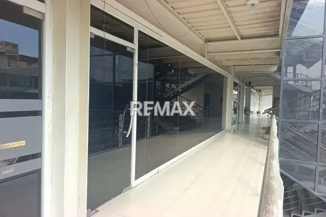 Local Comercial en el Centro de Acarigua - 2