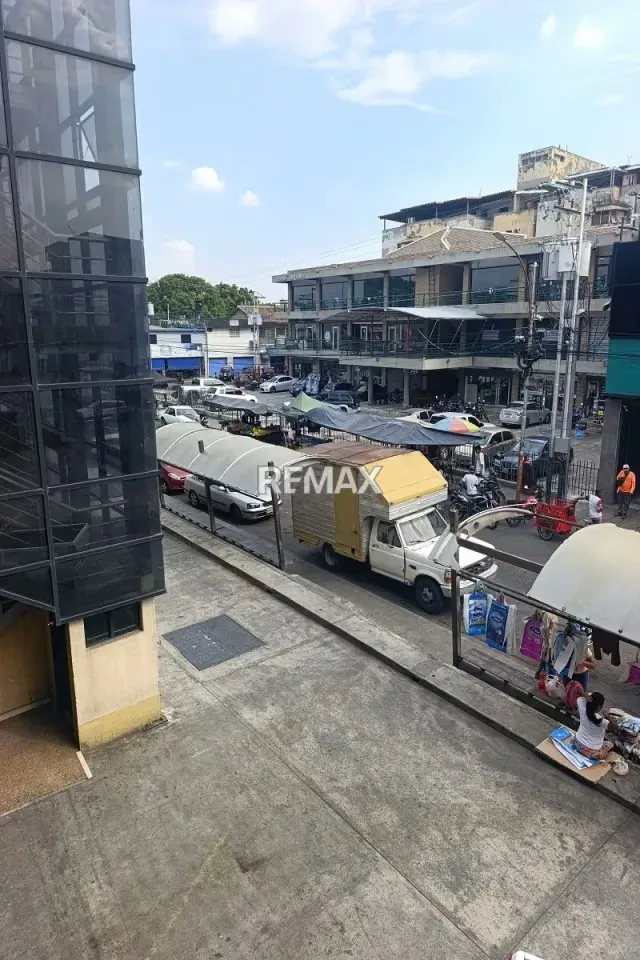 Local Comercial en el Centro de Acarigua - 9