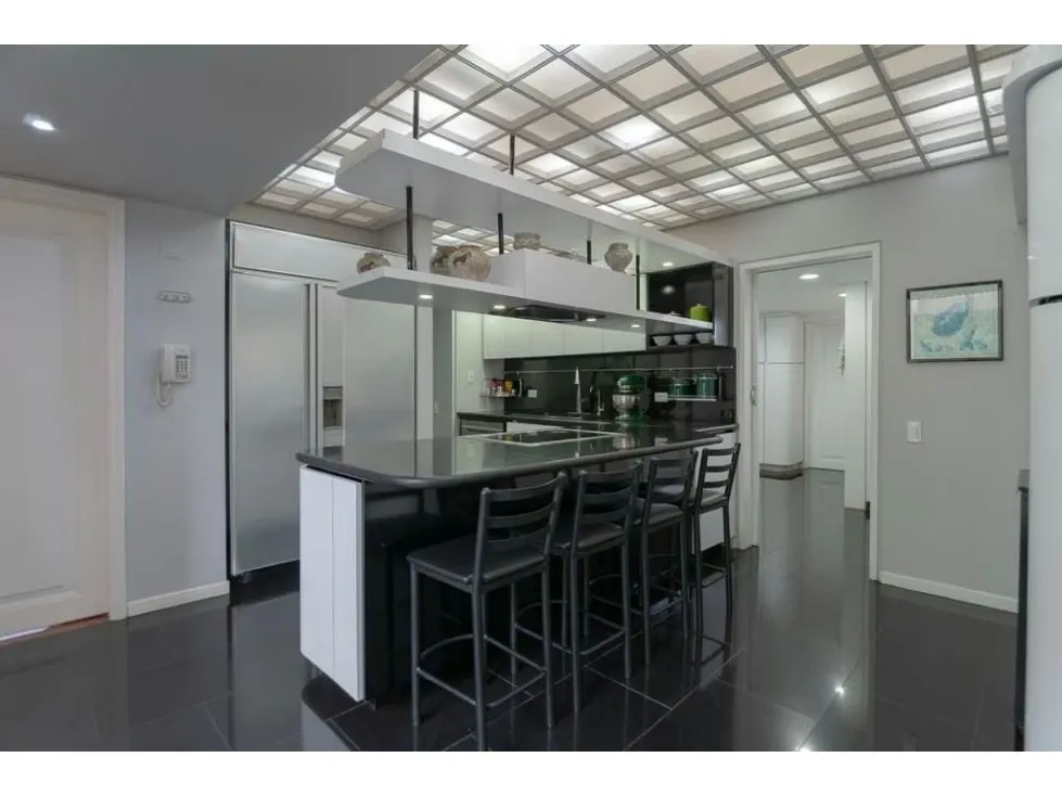 Se vende PH Duplex 580m2 4h+2s+ch/8b/4p Los Palos Grandes - 13