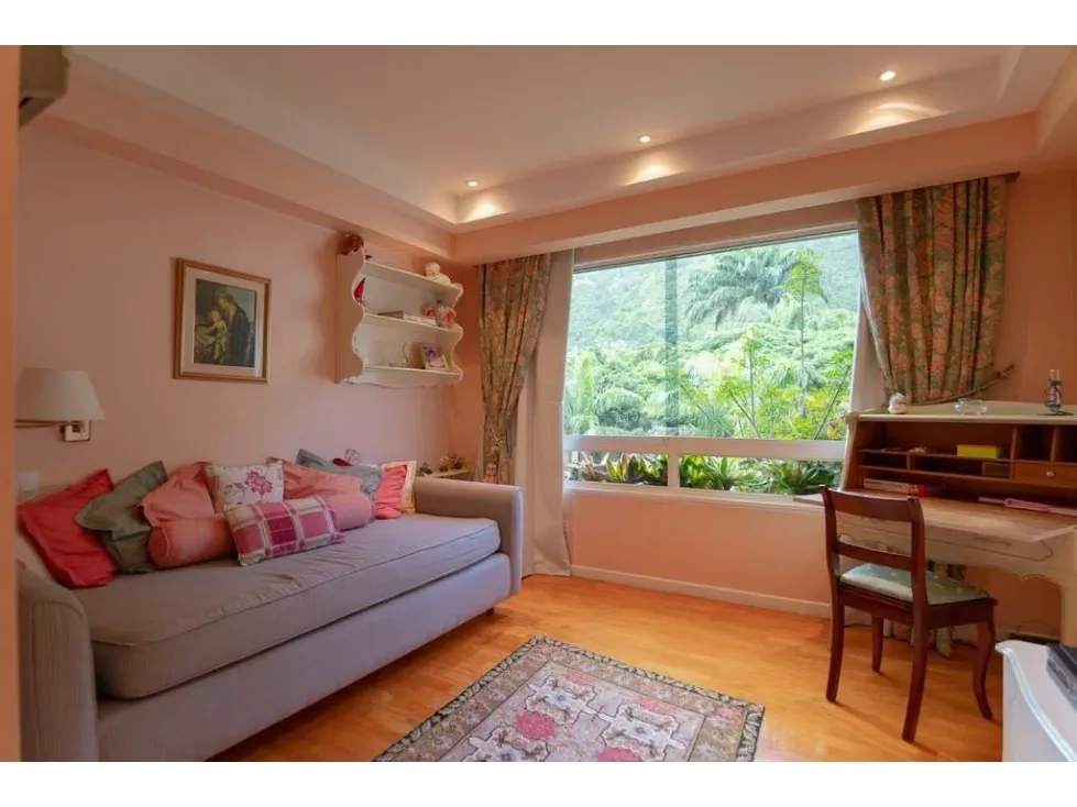 Se vende PH Duplex 580m2 4h+2s+ch/8b/4p Los Palos Grandes - 32