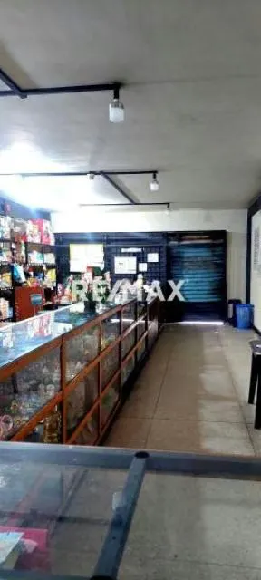 LOCAL EN VENTA USO COMERCIAL UBICADO EN AVENIDA PERIMETRAL DE CUMANÁ - 2