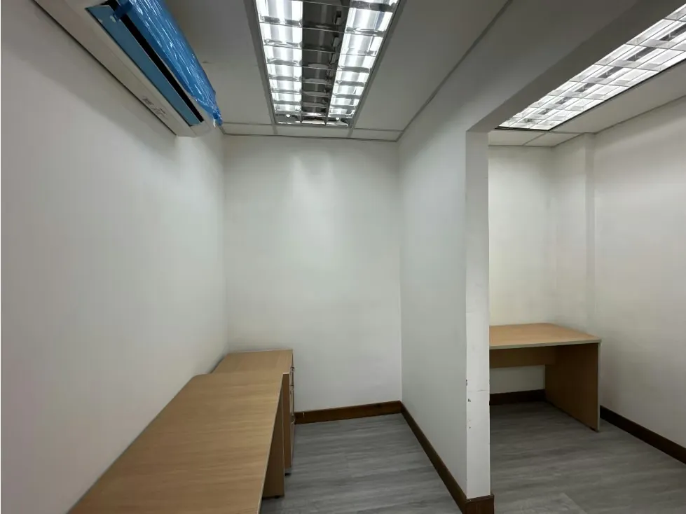 Vendo local/centro medico 112m2 El Marques 1728 - 12