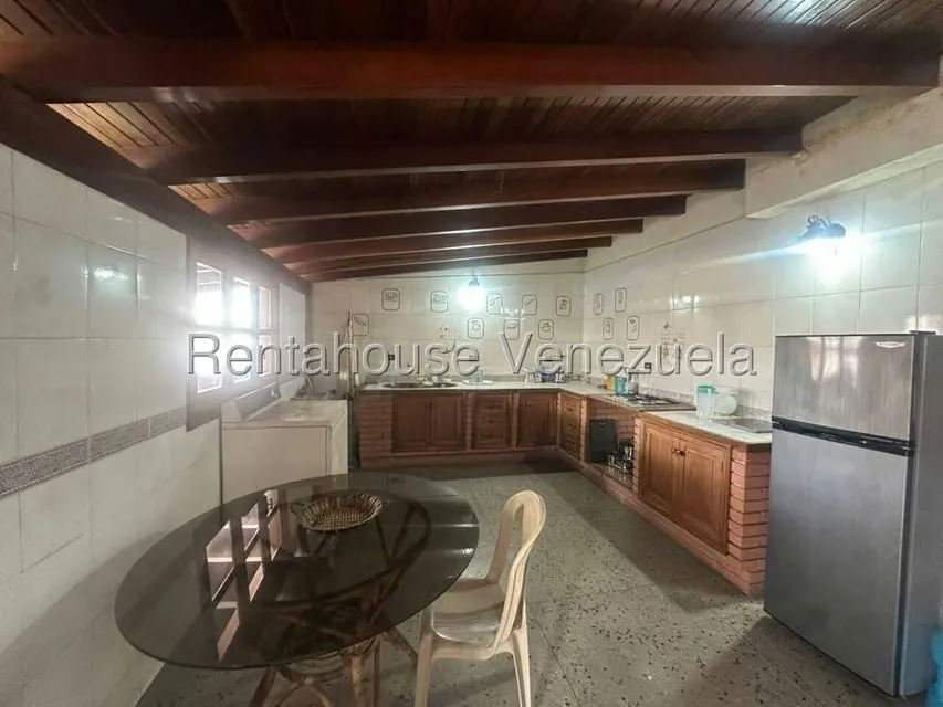 Comercial (Edificio) en Venta en Municipio Guaicaipuro, Miranda - 11