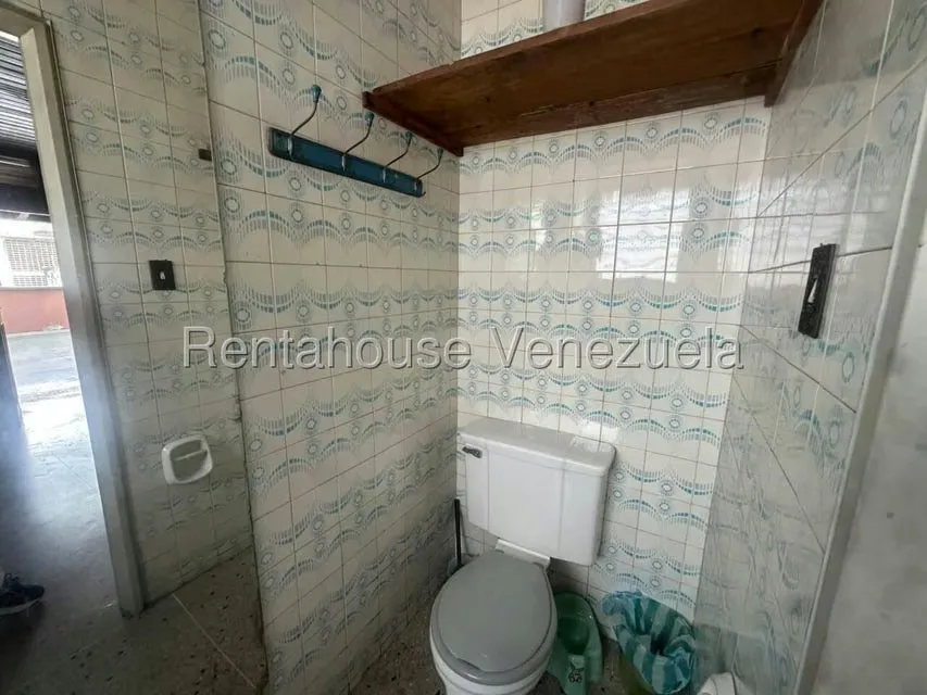 Comercial (Edificio) en Venta en Municipio Guaicaipuro, Miranda - 13