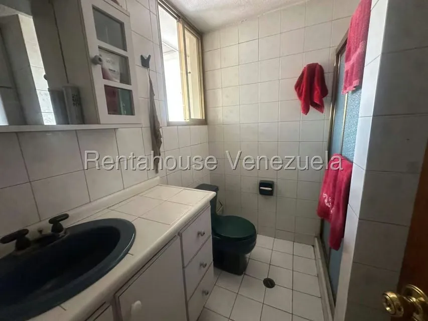 Comercial (Edificio) en Venta en Municipio Guaicaipuro, Miranda - 20
