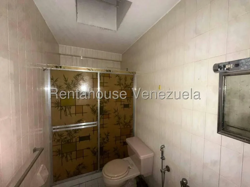 Comercial (Edificio) en Venta en Municipio Guaicaipuro, Miranda - 39