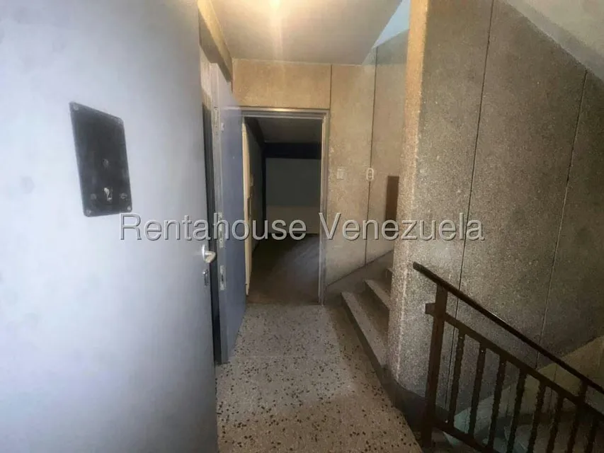 Comercial (Edificio) en Venta en Municipio Guaicaipuro, Miranda - 56