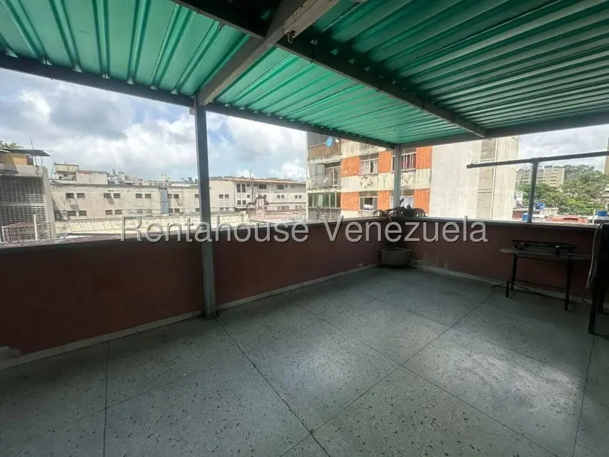 Comercial (Edificio) en Venta en Municipio Guaicaipuro, Miranda - 8