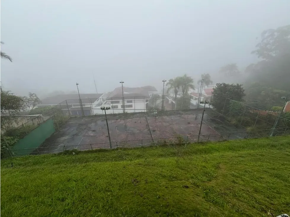 Se vende Casa 3206m² 9h+3s/10b+2s/8p Alto Hatillo - 4