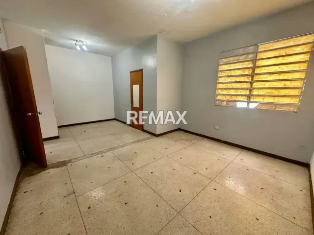 Casa Comercial en Alquiler Urbanización del Este Zona Este - Barquisimeto - 16