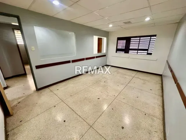Casa Comercial en Alquiler Urbanización del Este Zona Este - Barquisimeto - 4