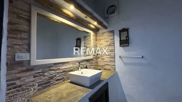 CASA COLONIAL EN LA ASUNCIÓN CON POTENCIAL PARA LOCAL - 8