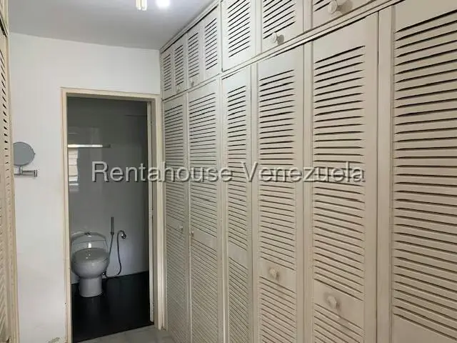 Apartamento (1 Nivel) en Venta en Los Samanes, Distrito Metropolitano - 26