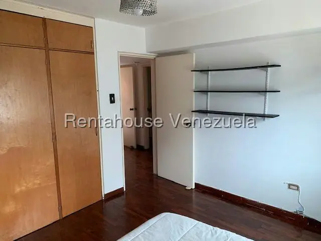 Apartamento (1 Nivel) en Venta en Los Samanes, Distrito Metropolitano - 31