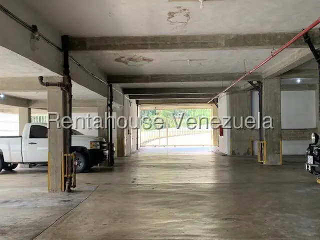 Apartamento (1 Nivel) en Venta en Los Samanes, Distrito Metropolitano - 38