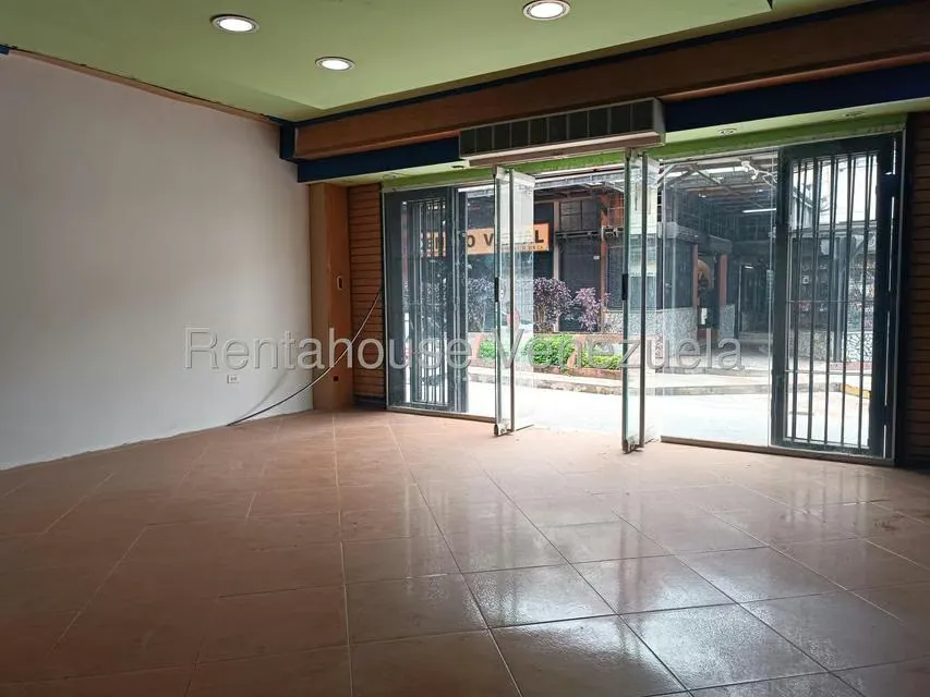 Local Comercial en Alquiler en El Tambor, Miranda - 3