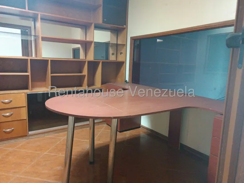 Local Comercial en Alquiler en El Tambor, Miranda - 6