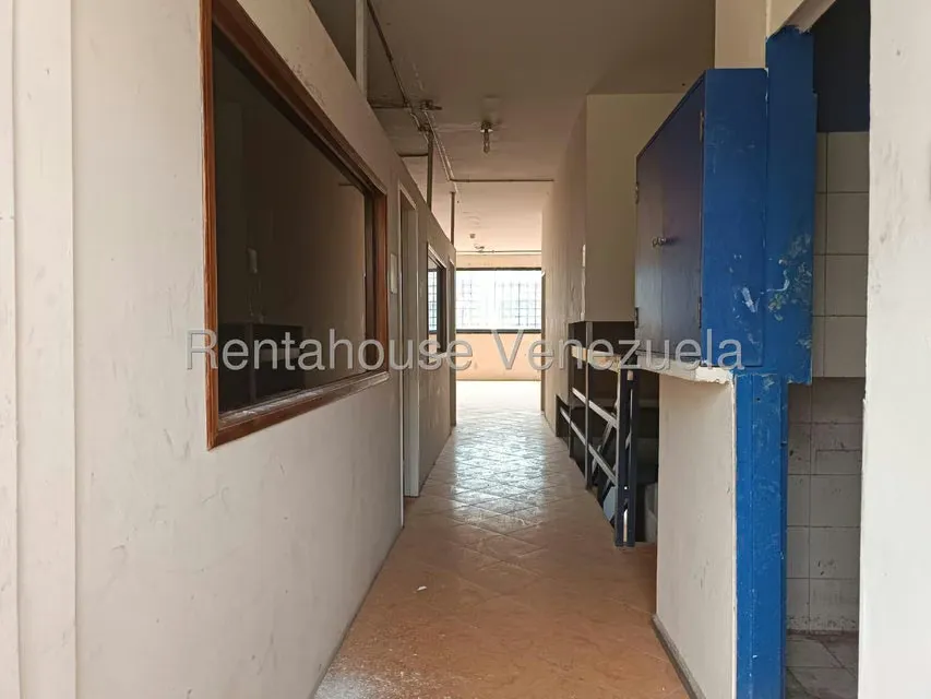 Local Comercial en Alquiler en El Tambor, Miranda - 9
