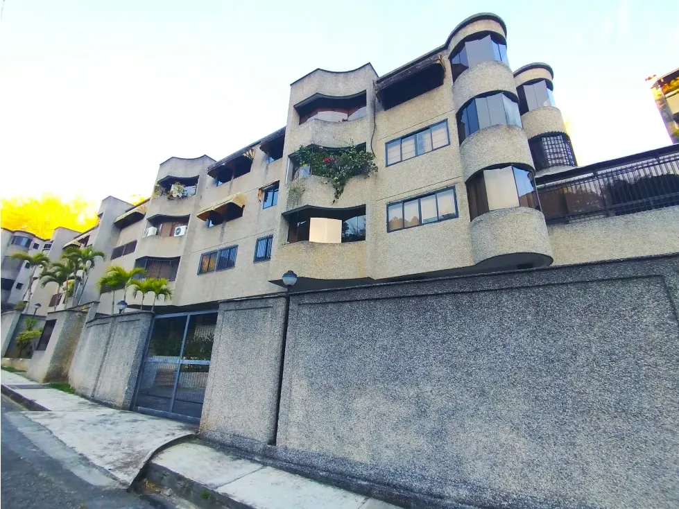 Alquilo apartamento 152m2 Urb. Miranda 8614