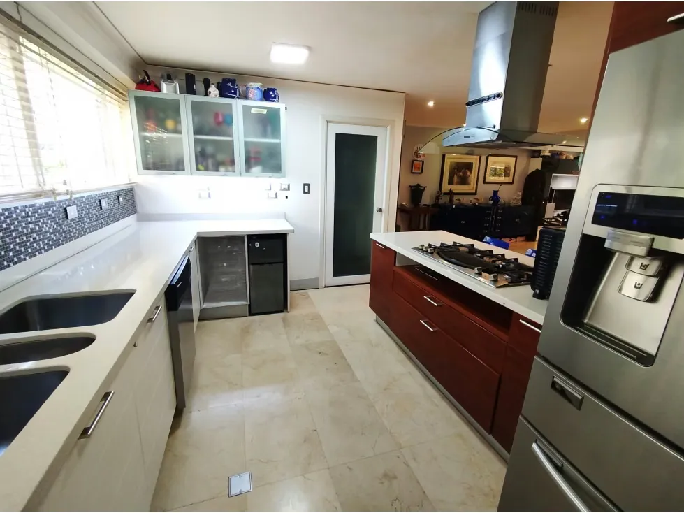 Alquilo apartamento 152m2 Urb. Miranda 8614 - 9