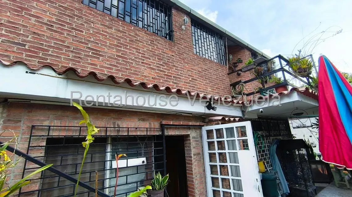 Casa (1 Nivel) en Venta en La California Sur, Distrito Metropolitano - 24