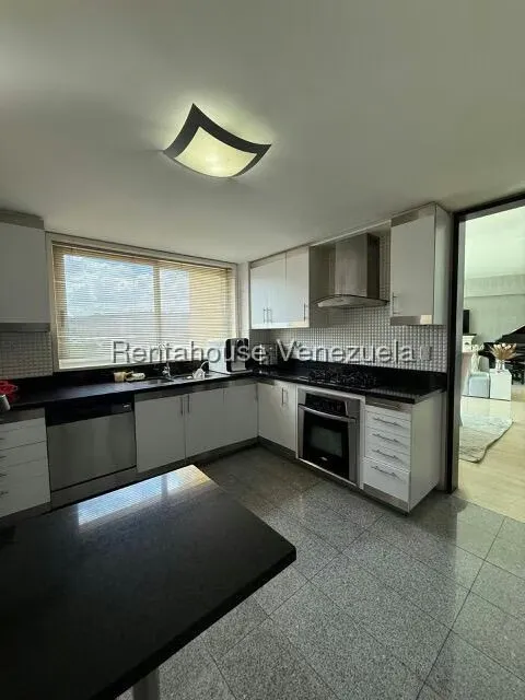 Apartamento (1 Nivel) en Venta en Las Mesetas de Santa Rosa de Lima, Distrito Metropolitano - 2