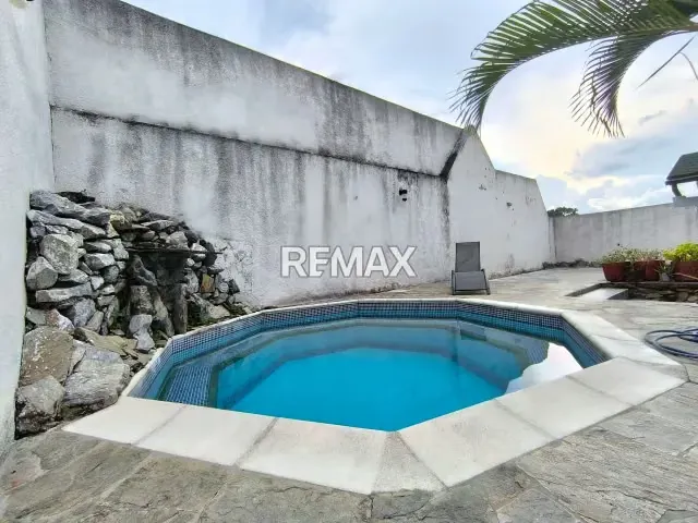 En venta amplia y hermosa casa en la Urb Trigal Norte de Valencia Carabobo - 19