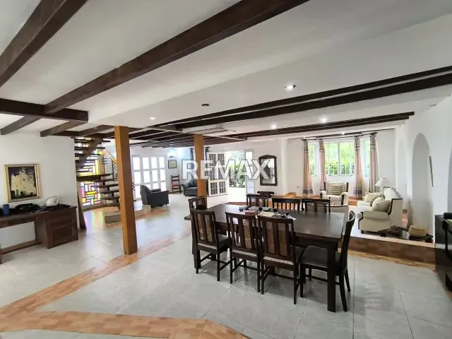 En venta amplia y hermosa casa en la Urb Trigal Norte de Valencia Carabobo - 4