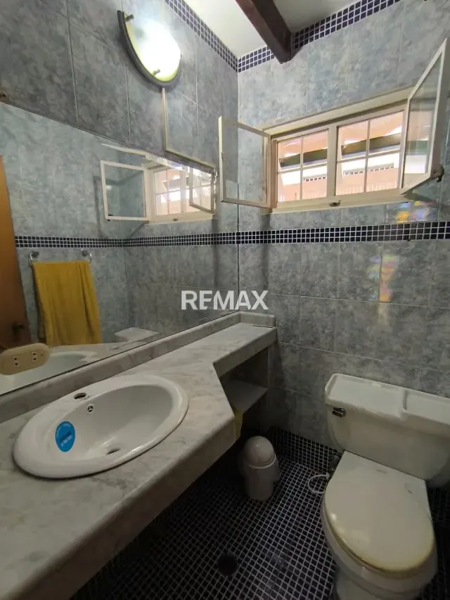 En venta amplia y hermosa casa en la Urb Trigal Norte de Valencia Carabobo - 7