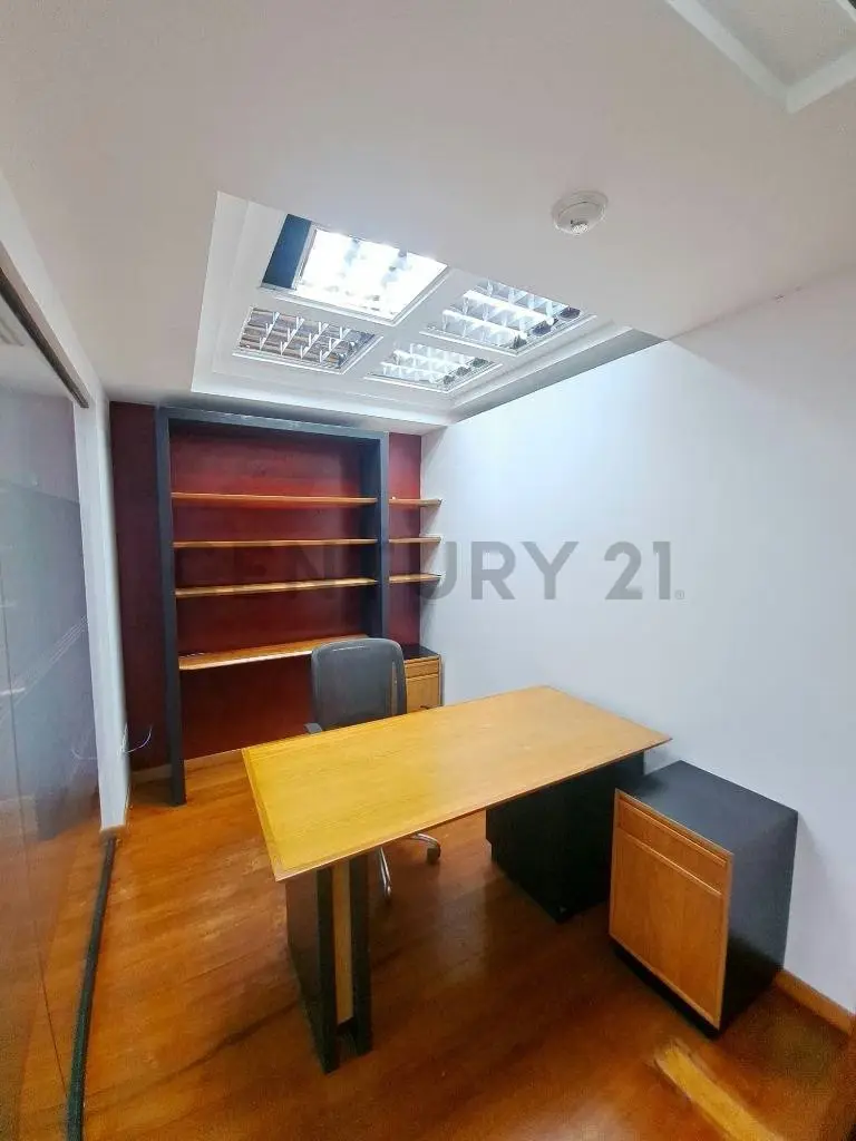 Oficina en venta Remodelada con terraza vista al Ávila - 7