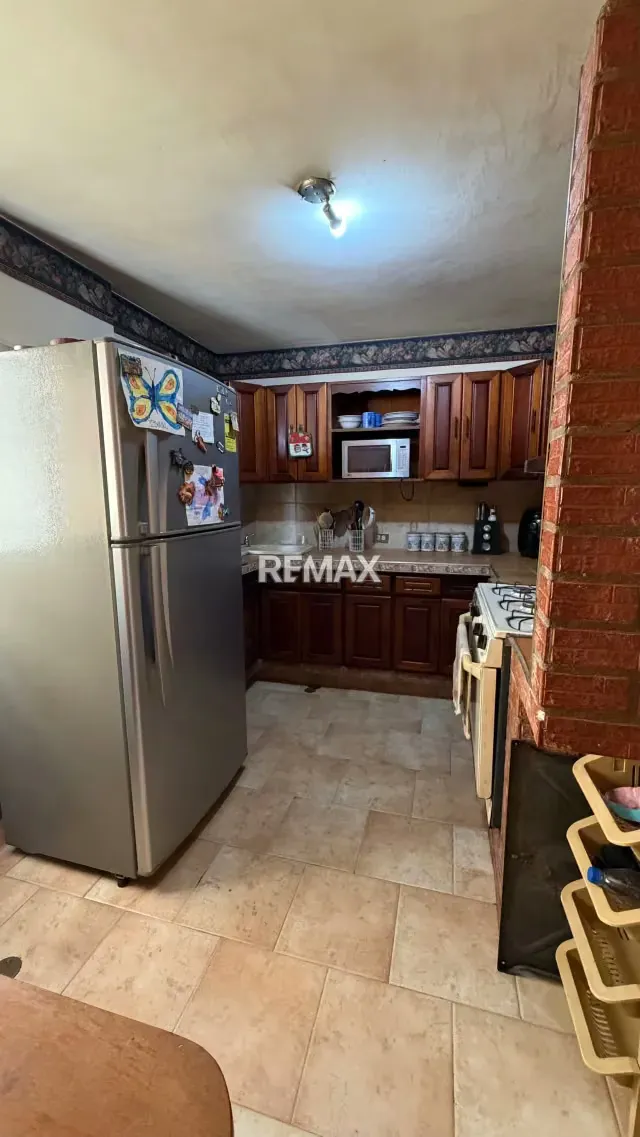 Se Vende Apartamento Conservado Urb Trigaleña Frente a la Zona Verde Edificio de Data Res Punta del Este P - 5
