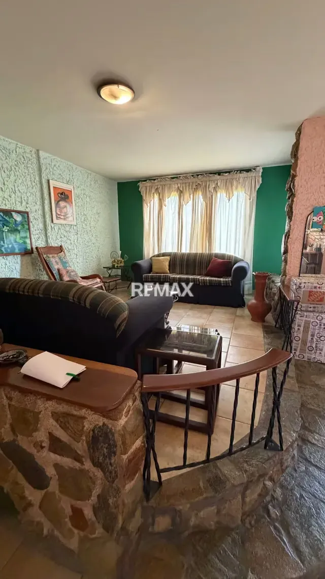 Se Vende Apartamento Conservado Urb Trigaleña Frente a la Zona Verde Edificio de Data Res Punta del Este P - 9