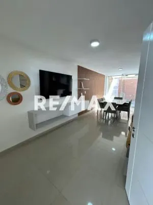 EN VENTA BELLO TOWNHOUSE EQUIPADO, EN LA URBANIZACIÓN VILLA DEL CARMEN, CABUDARE ESTADO LARA. - 2