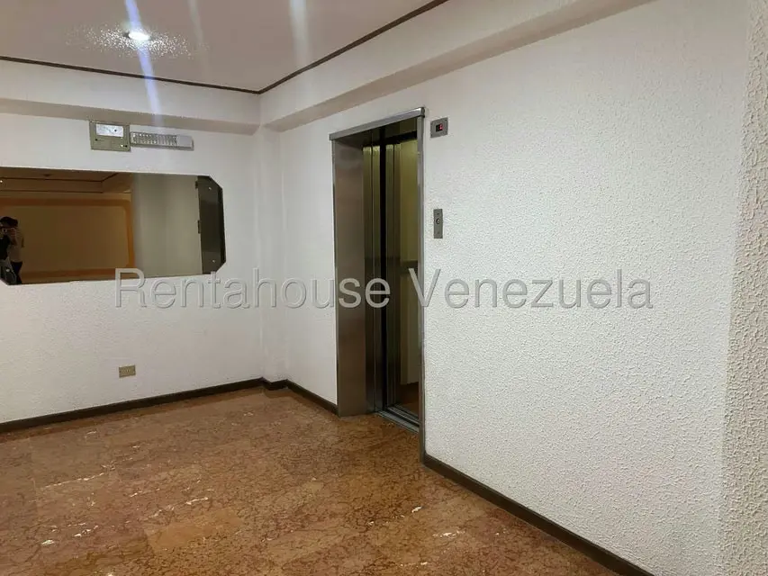 Apartamento (1 Nivel) en Venta en Miranda, Distrito Metropolitano - 52