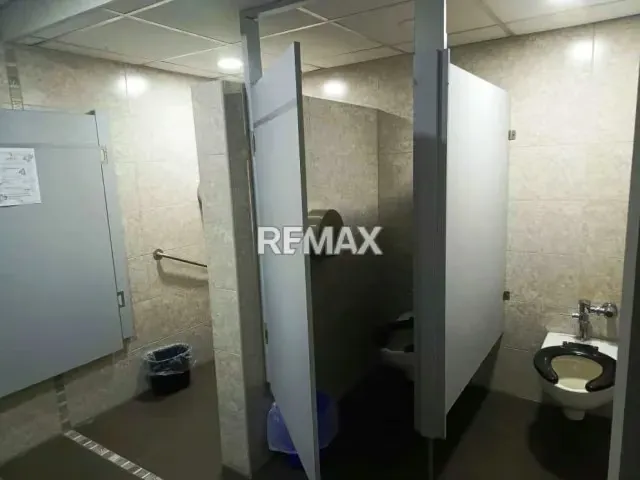 OFICINA EN VENTA - URB. MONTALBÁN - 19