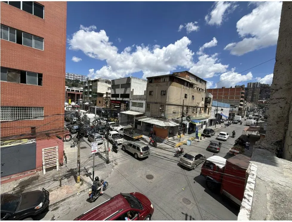 Vendo edificio 200m2 Catia 7950 - 20
