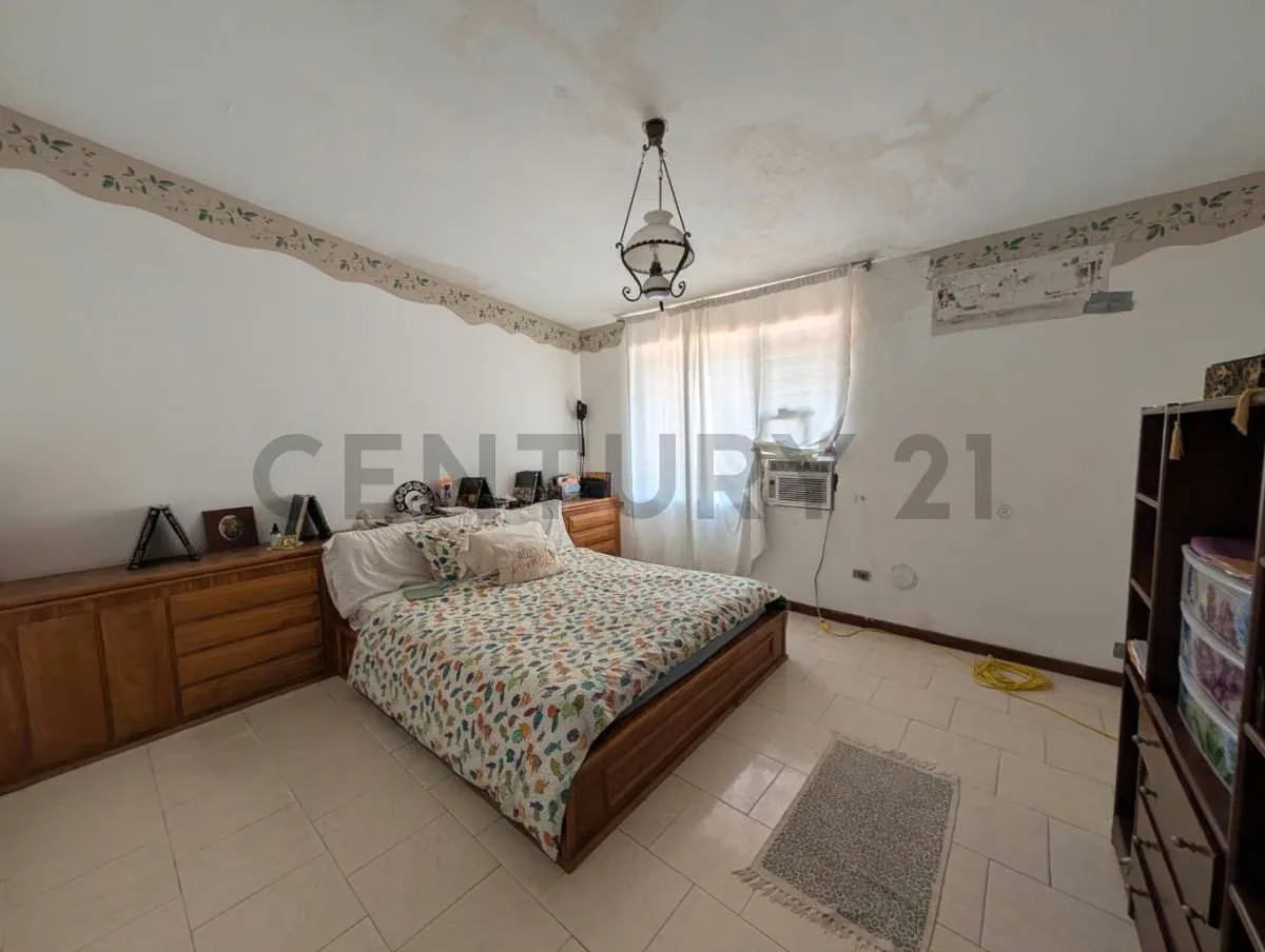 Excelente casa de 3 niveles en conjunto cerrado ubicado en sabanamar - 11