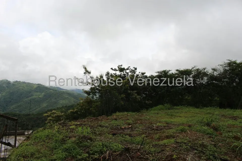 Terreno (Residencial) en Venta en El Hatillo, Distrito Metropolitano - 12