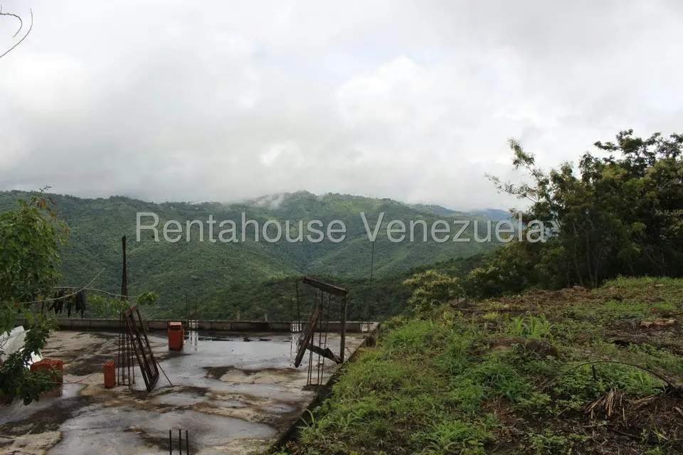 Terreno (Residencial) en Venta en El Hatillo, Distrito Metropolitano - 3